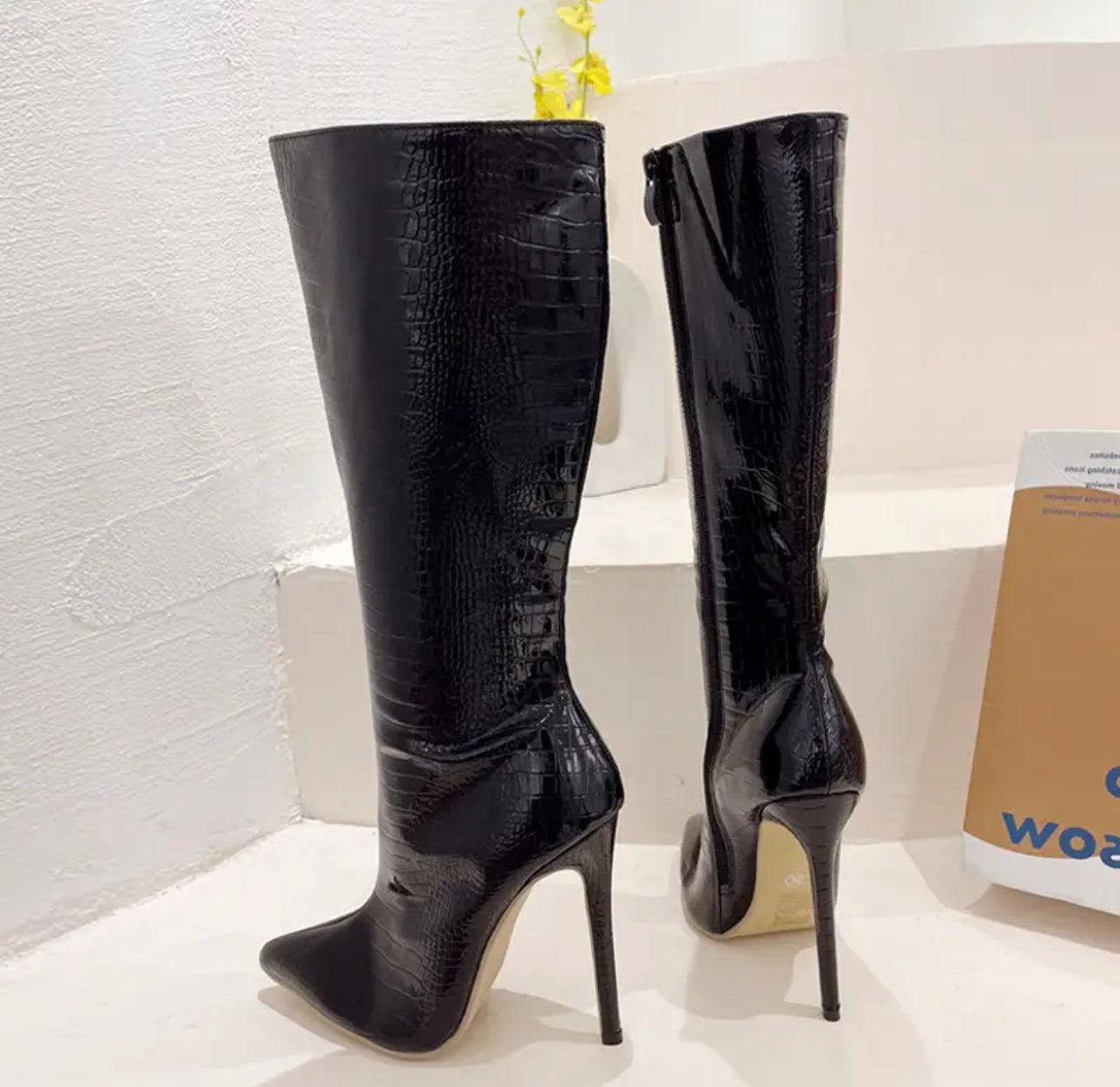 Bota Cano Alto Luxy - Couro